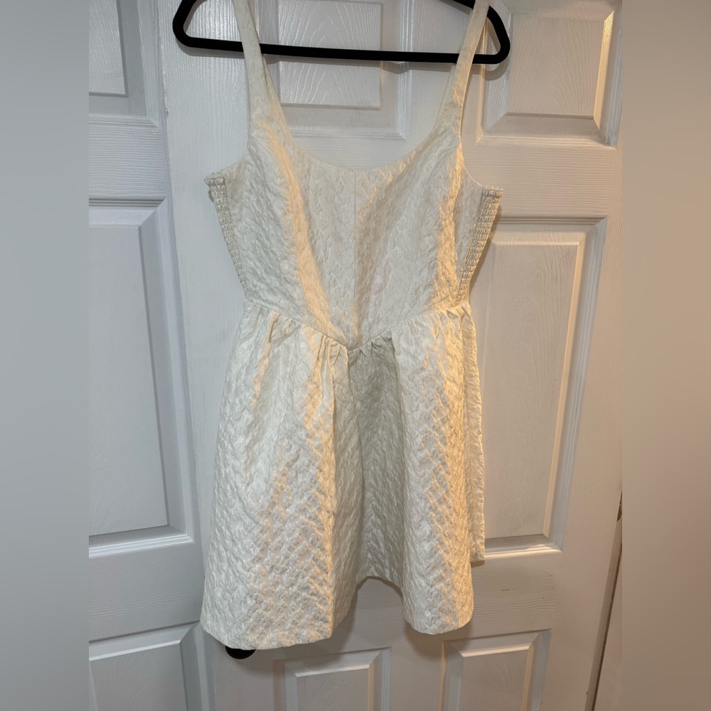 Mabel Dress in Bellis Amanda Uprichard